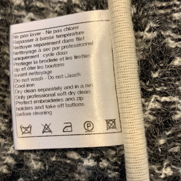 Chanel Knit Jacket - Picture 9 of 13